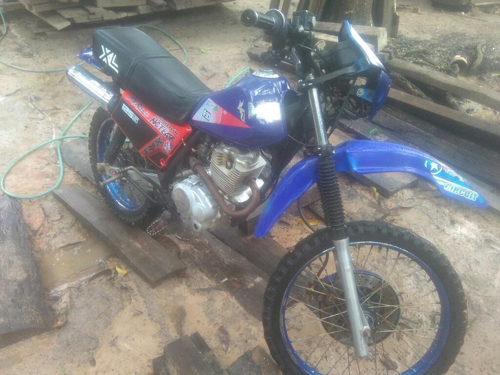 Vendo Moto Modl Xl