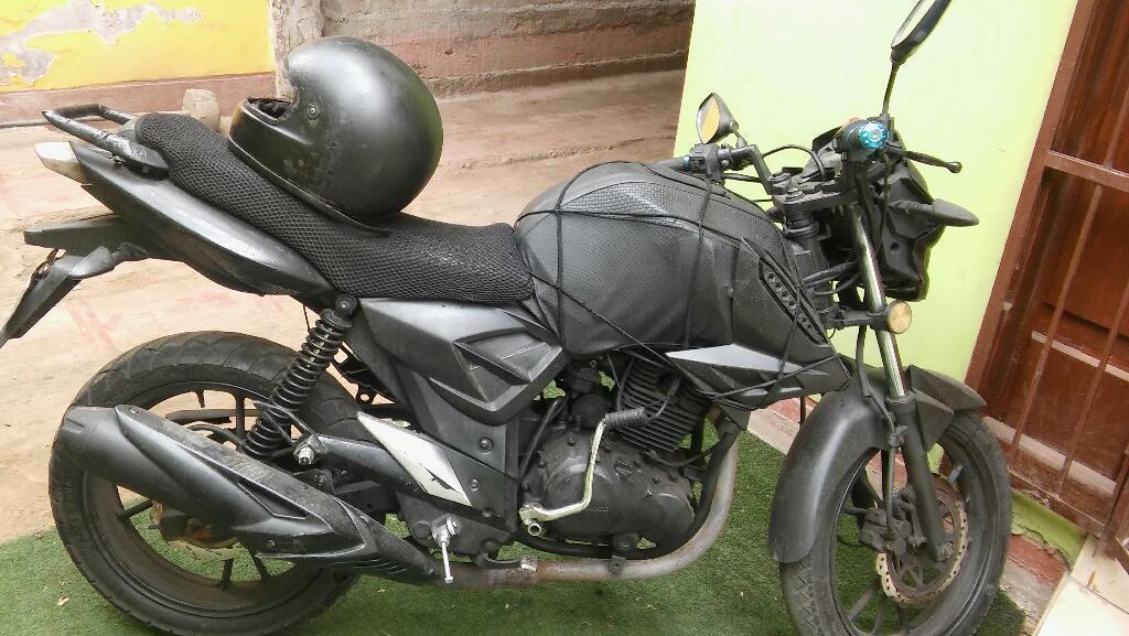 Vendo Moto Advsnse Motor 200