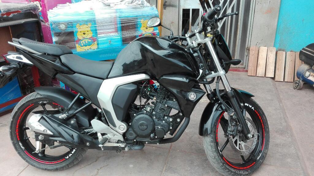 Moto Yamaha Fzfi