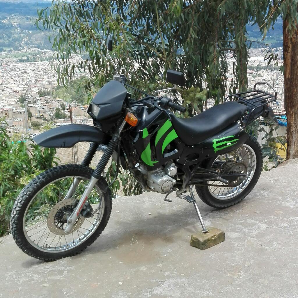 Vendo Moto, Marca: Wanxin, Motor: 150