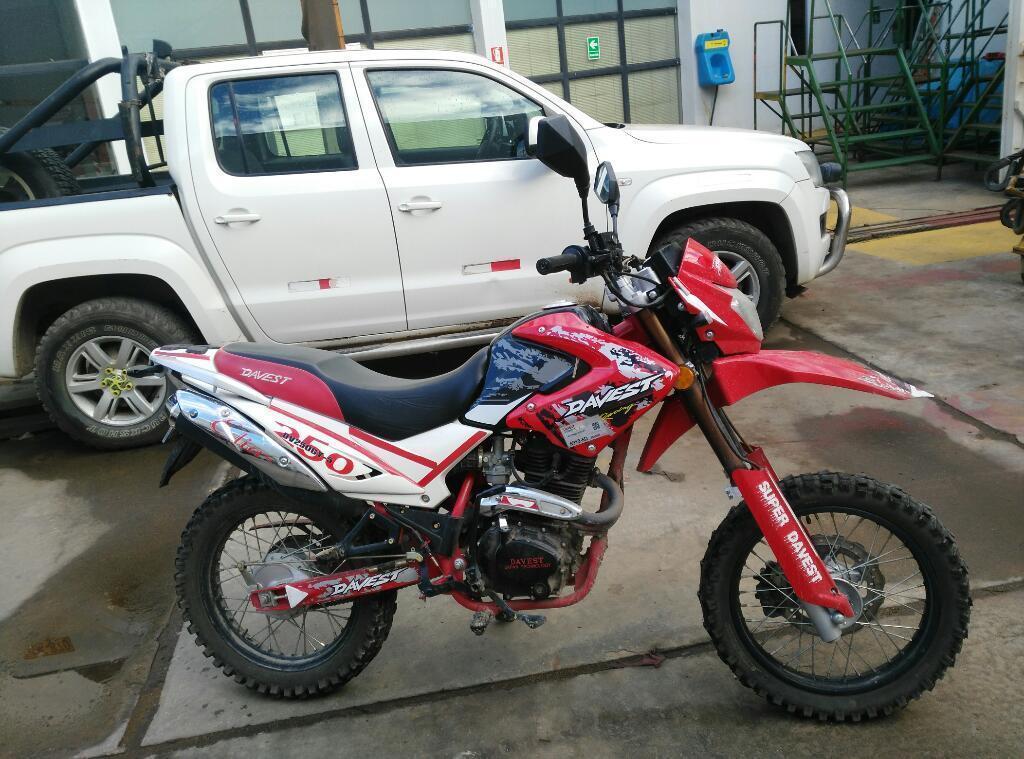 Vendo Moto Linealt 250 Cel.950527782