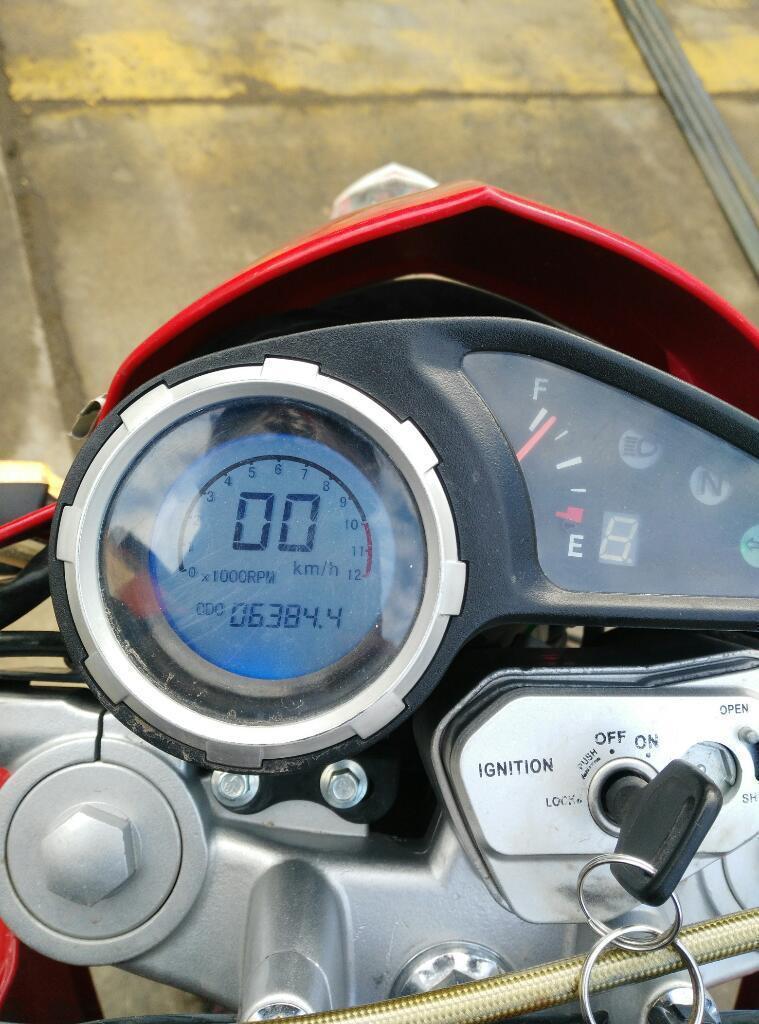 Vendo Moto Linealt 250 Cel.950527782