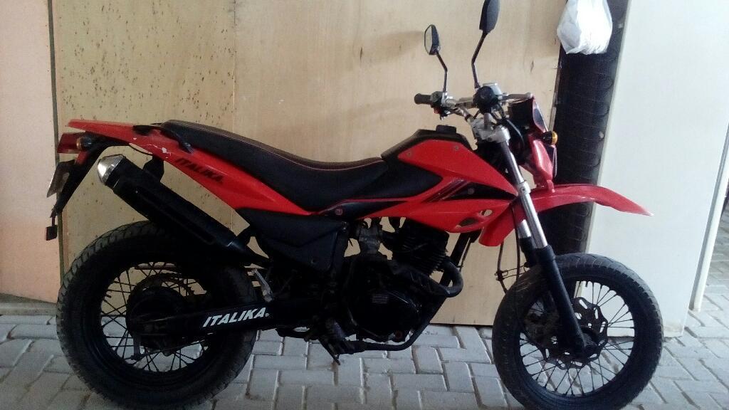 Vendo Moto Italika