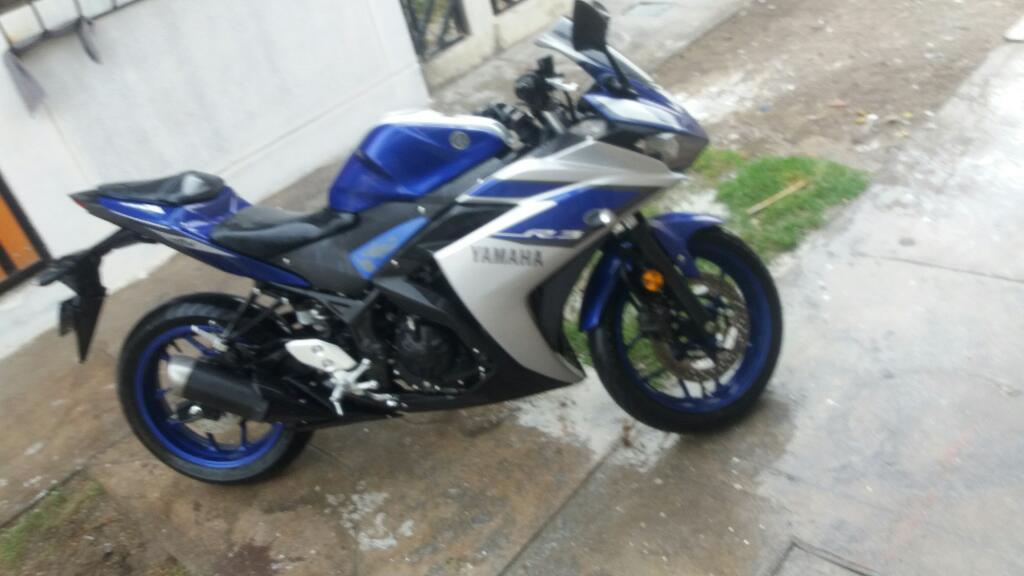 Vendo a Mi Engreida Yamaha R3 Solo por Este Mñmes