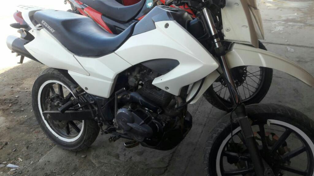 Se Vende Moto Keeway Motor 200