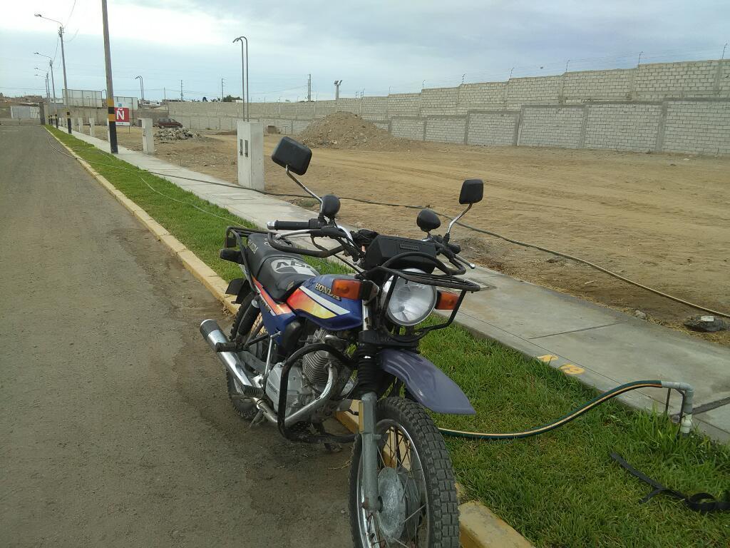 Vendo Moto Honda Cgl125