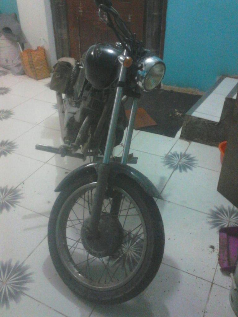 VENDO HONDA CB250 modelo BOBBER