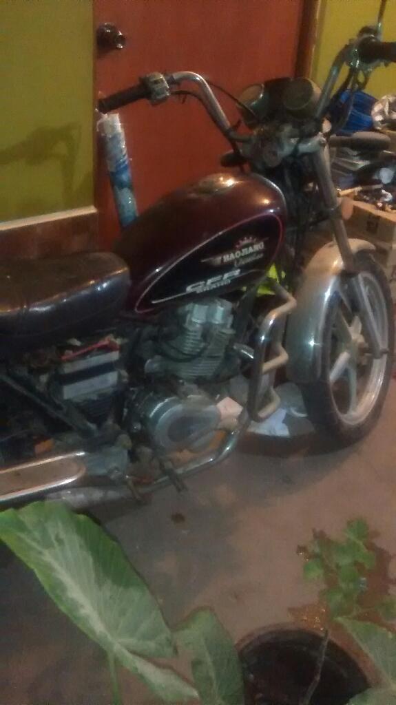 por Viaje Vendo Moto 125