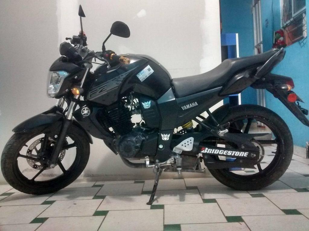 SE VENDE MAGNÍFICA MOTO EN PERFECTAS CONDICIONES YAMAHA FZ 16