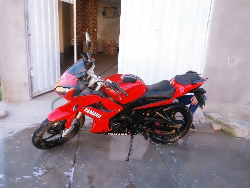 Moto Roja motor200