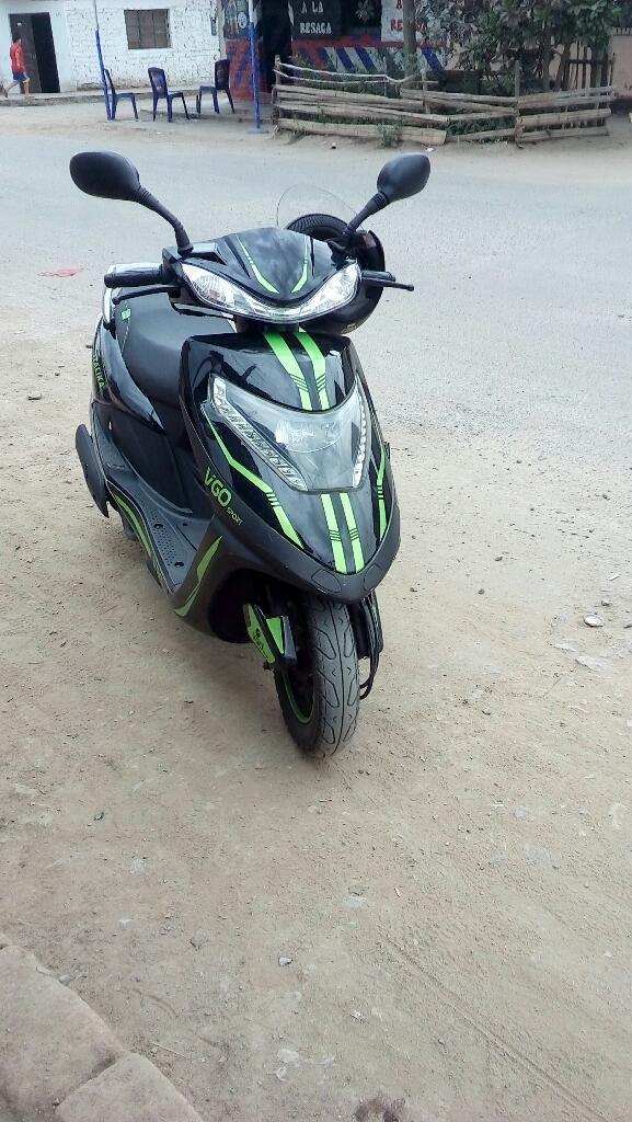 Vendo Moto Lineal Italika Semi Nueva