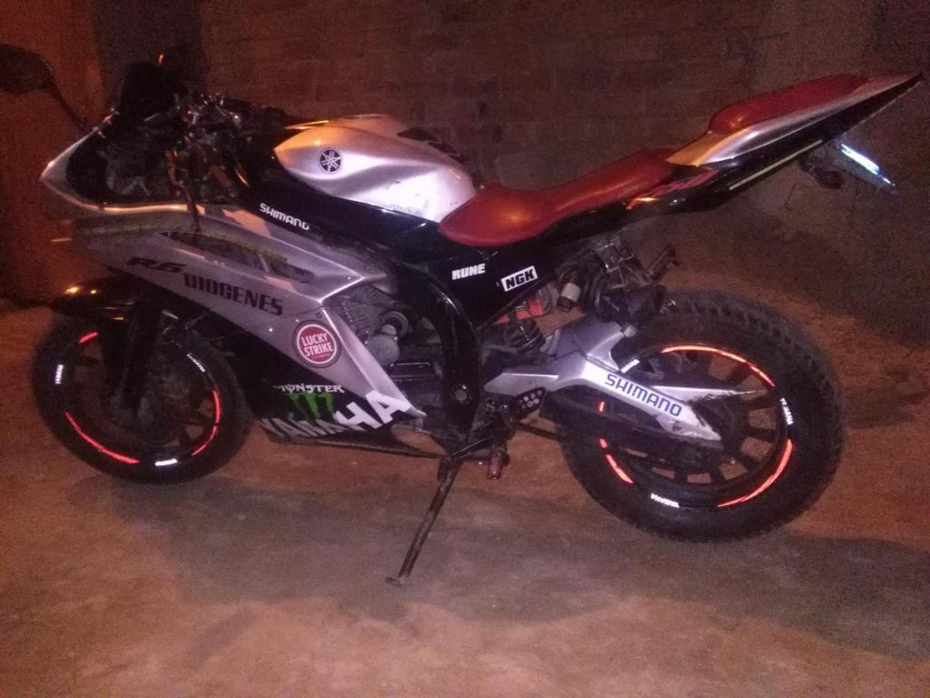 se vende moto transformada motor 150 lifan economica