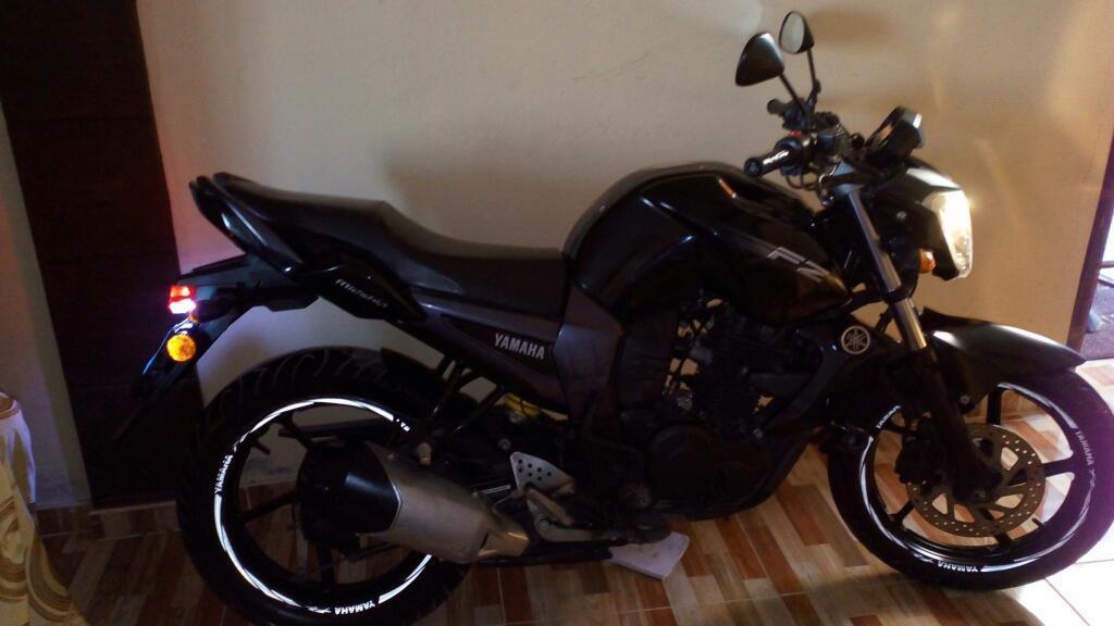 Vendo Moto Yahama Zt26