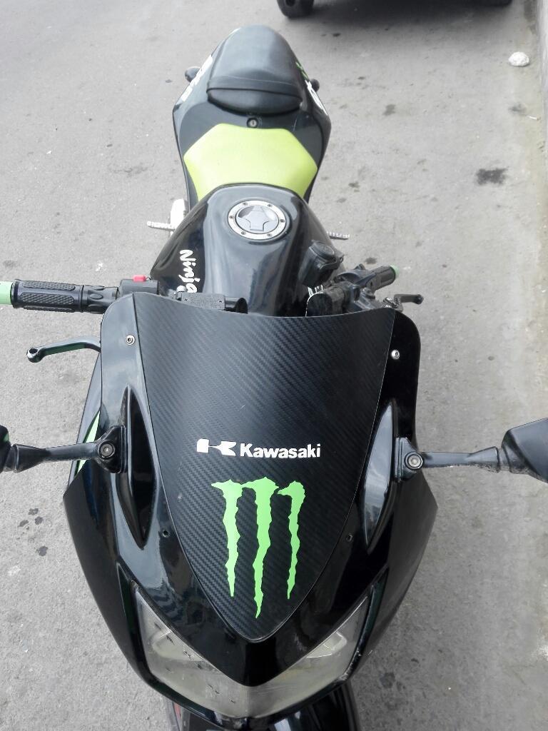 Kawasaki Ninja 250 no Cbr