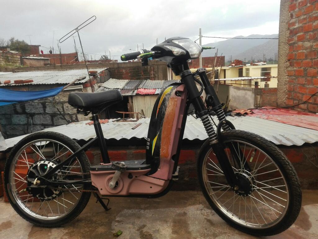 Vendo Motocicleta Eléctrica