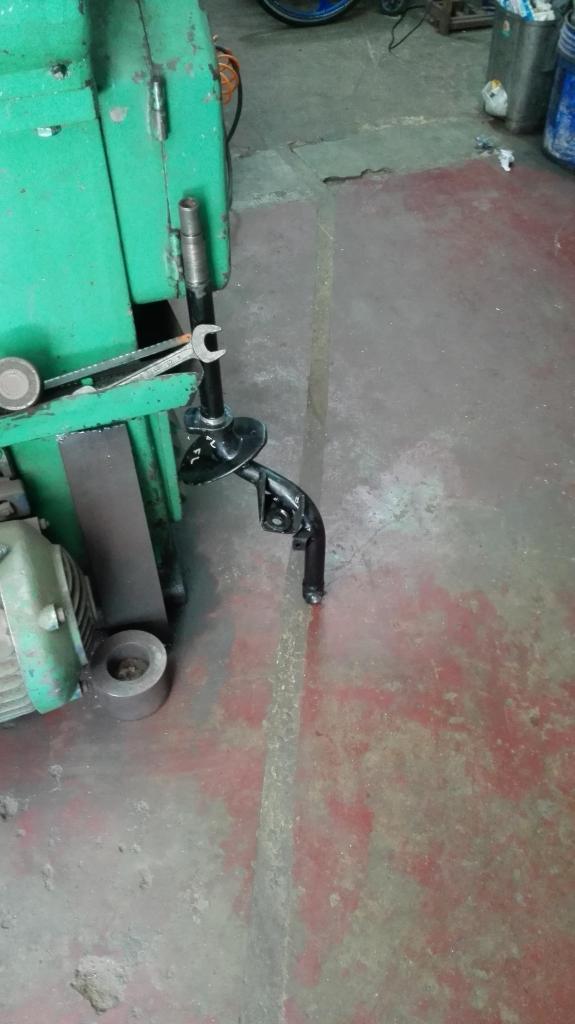 ALINEADOR DE CAÑA Y TRAPESIO PARA BAJAJ