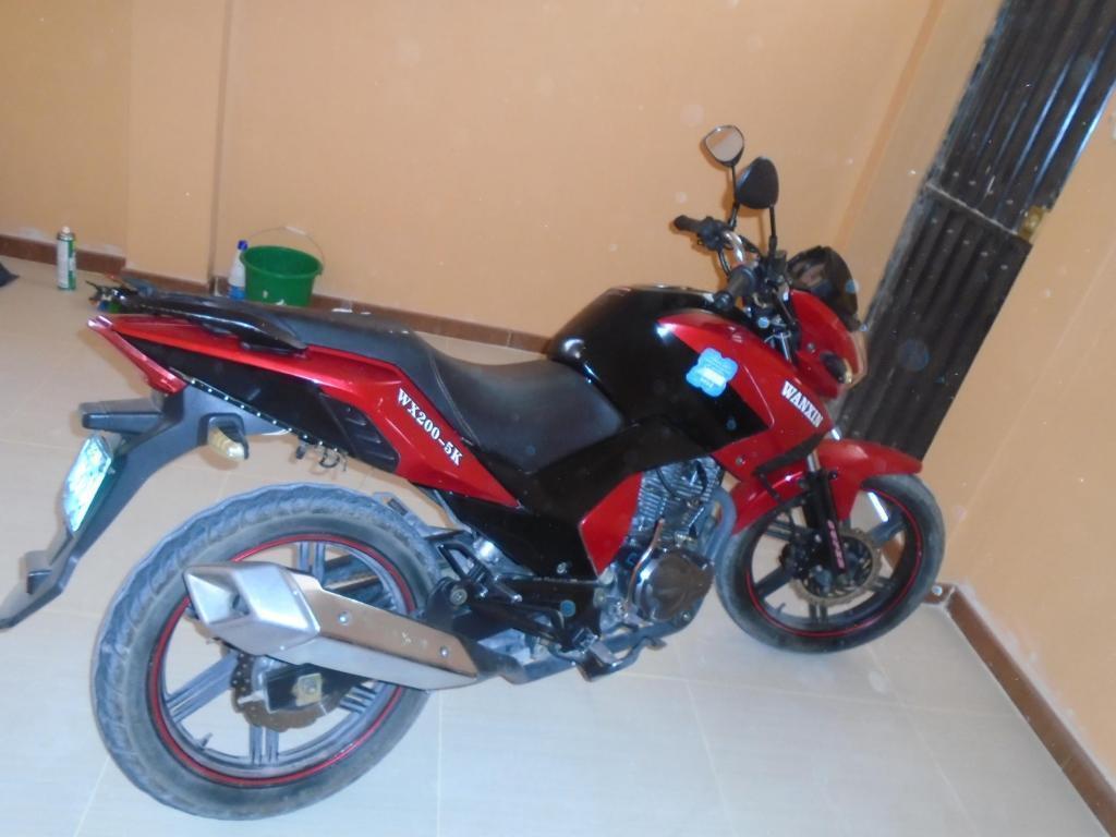 VENDO MOTO LINEAL WANCIN XL 200