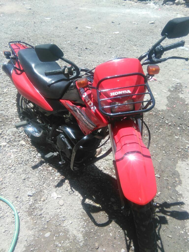 Vendo Moto Honda Bross 125cc