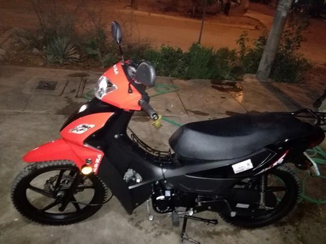 Moto Ares 110 Mavila