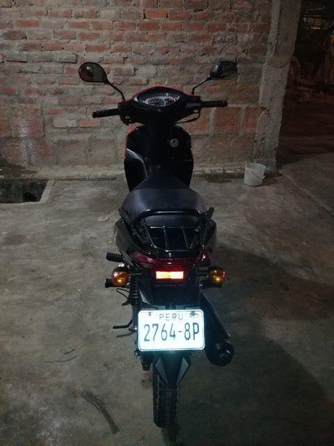 Moto Ares 110 Mavila