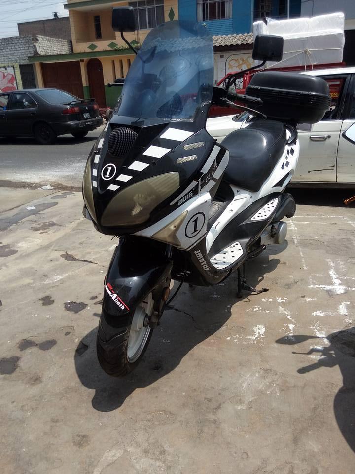 SE VENDE SCOOTER ALIOTH