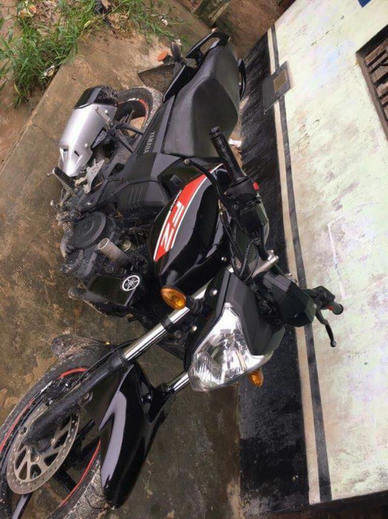 Vendo Mi Fz Del 2015 en Perfecto Estado