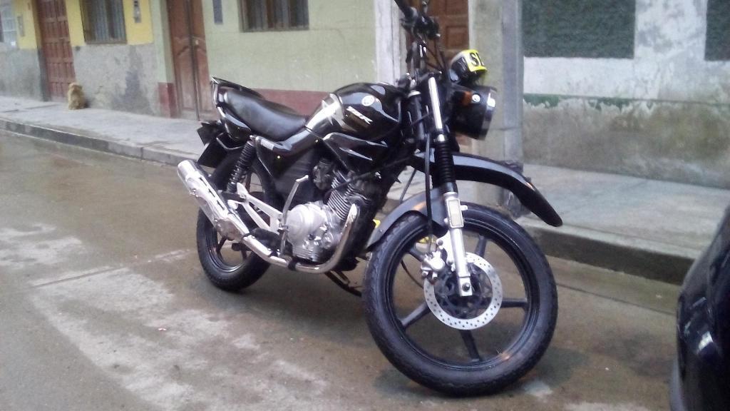vendo moto yamaha 125 cc
