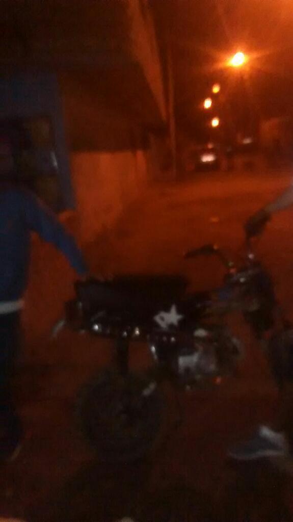 Vendo Moto Dax 110