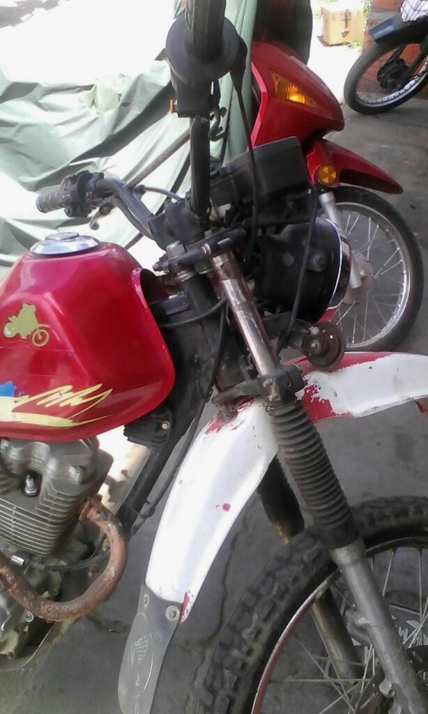 Vendo Moto Buen Estado