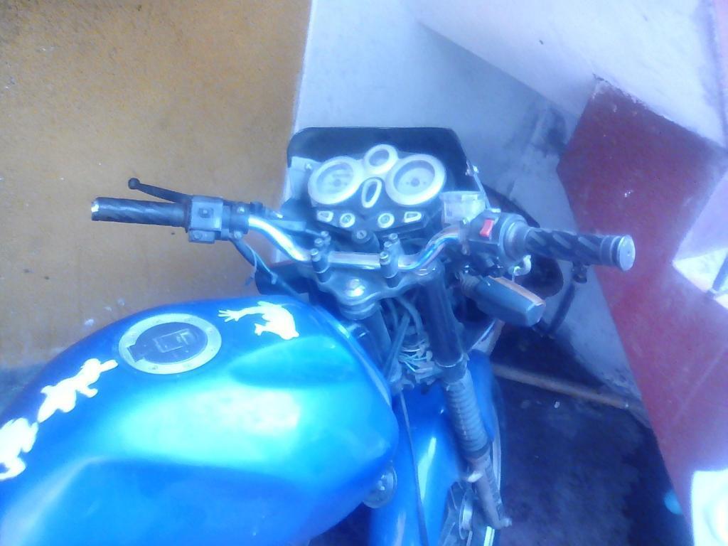 Moto ronco azul urgente054 522199 o al cel 940878543 solo estos numero