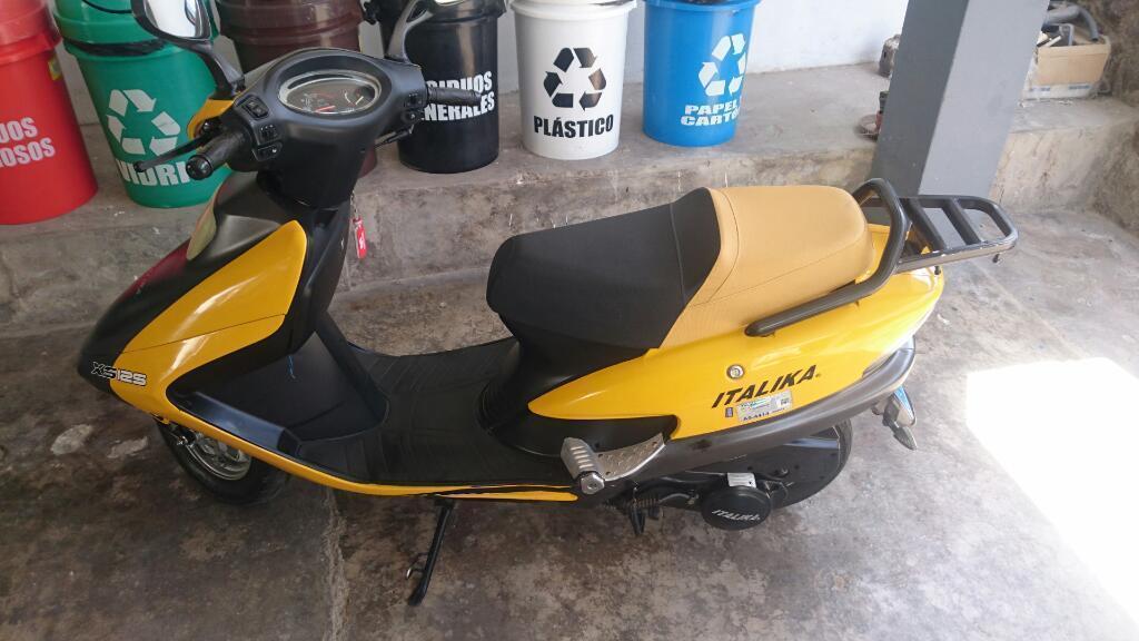 Moto Scooter Italika Xs125