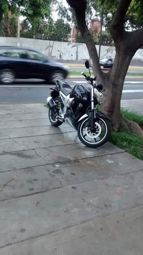 Vendo Moto Fz por Motivo de Viaje