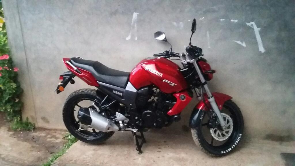 Yamaha Fz 16 con Alarma Y Autoradio