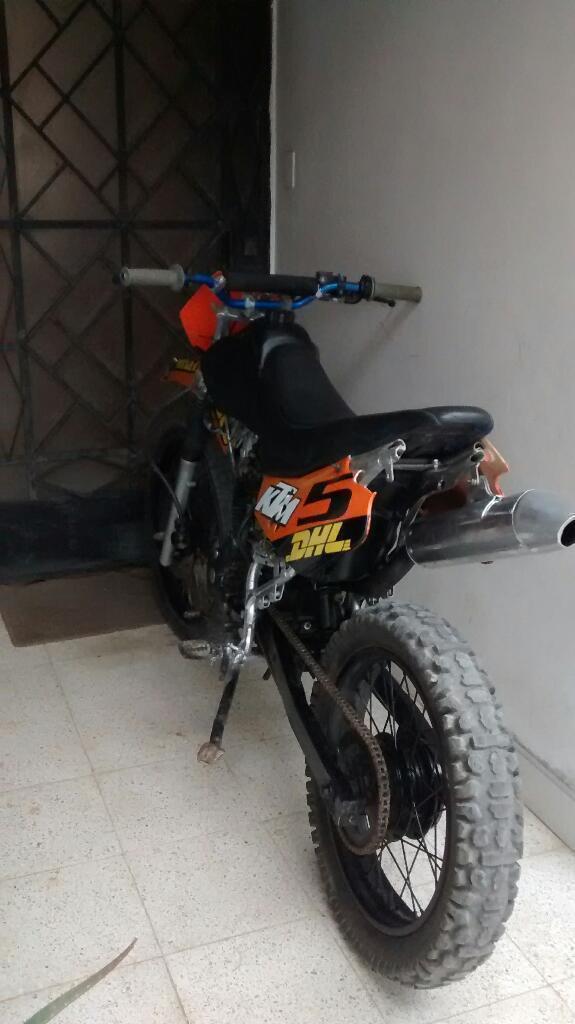 Vendo Moto Yumbo Dakar 200