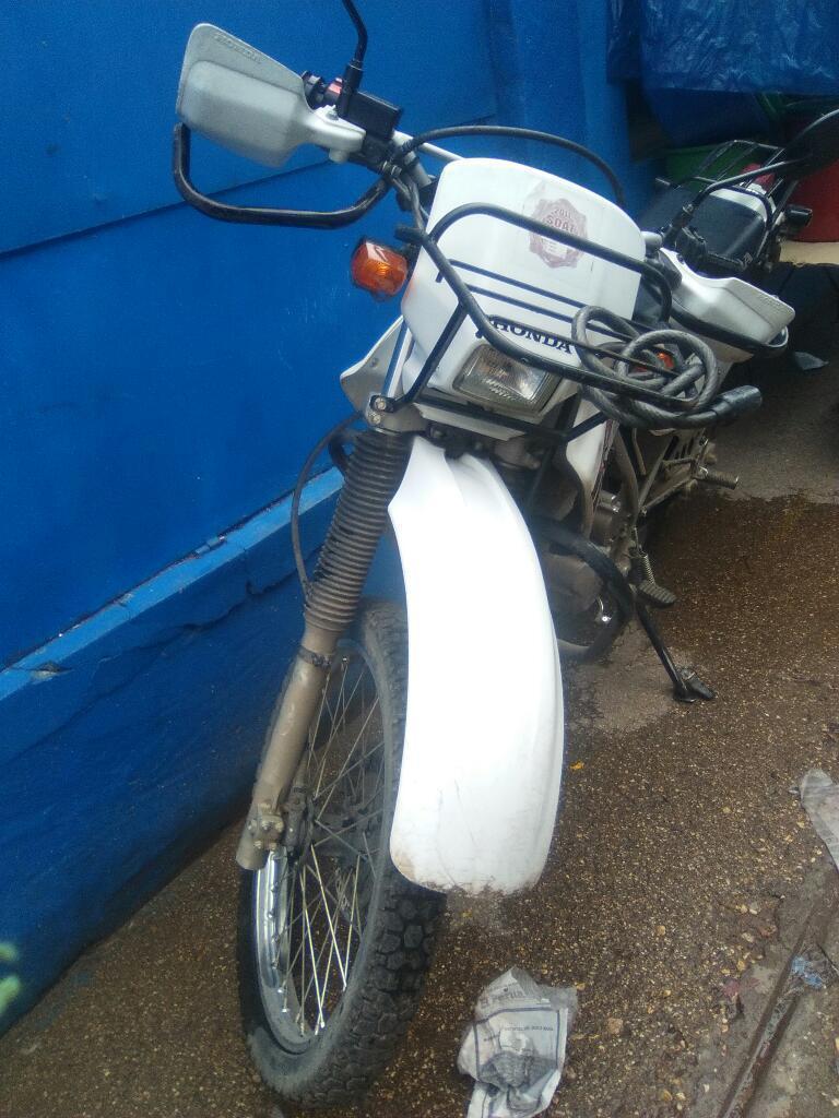 Vendo Moto Honda Xl200