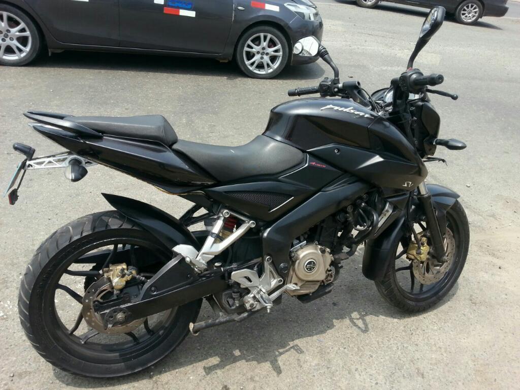 Pulsar Ns 200