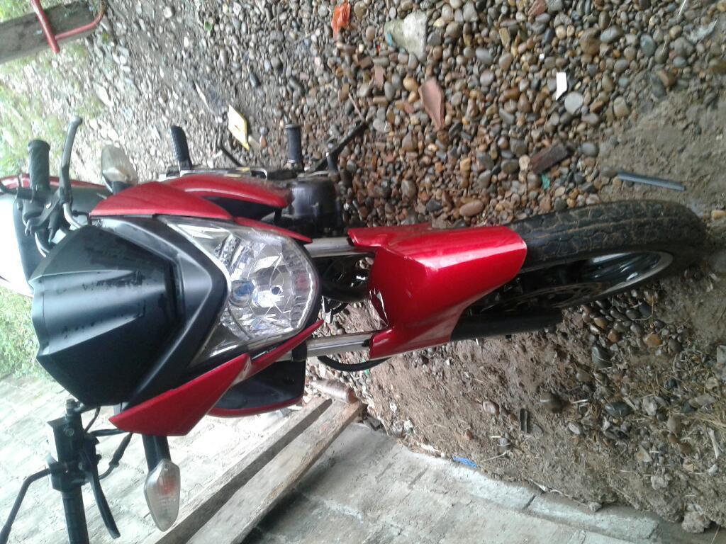 Se Vende Moto Honda Invicta