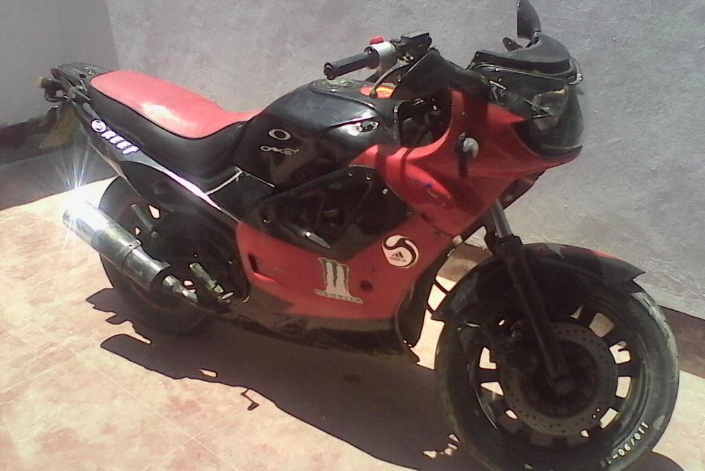 VENDO MOTO JIEDA 2006