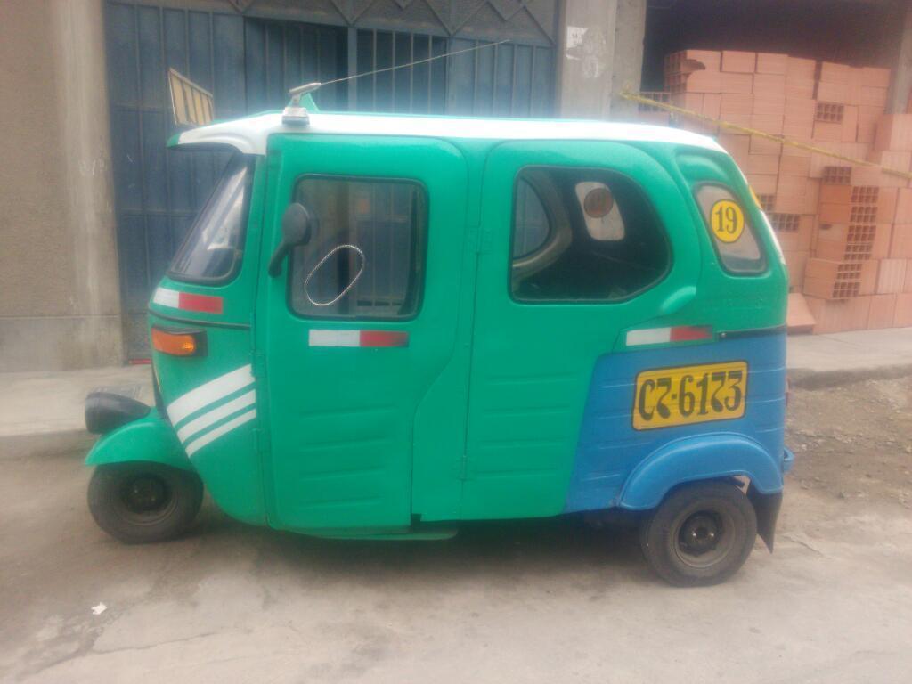 Moto Bajaj 2011