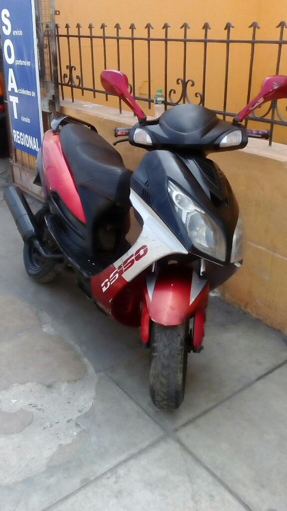 Scooter Ds 150
