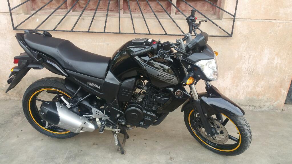 Vendo Moto Yamaha Fz