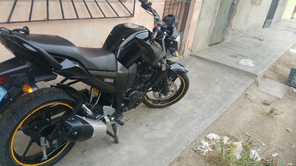 Vendo Moto Yamaha Fz