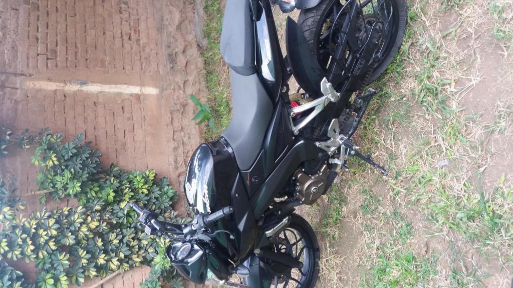 OCASION SE VENDE MOTO PULSAR NS 200 MODELO 2015 LLAMAR AL 949734491 HU