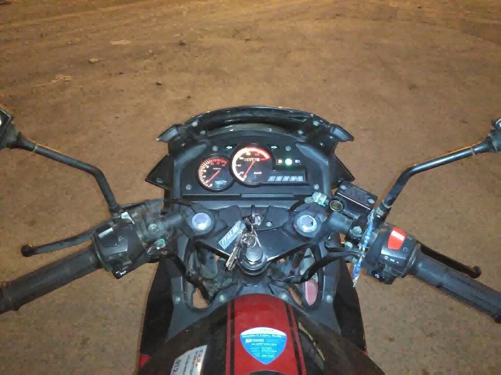 Vendo Moto Motivo Viaje Solo Todo Este M