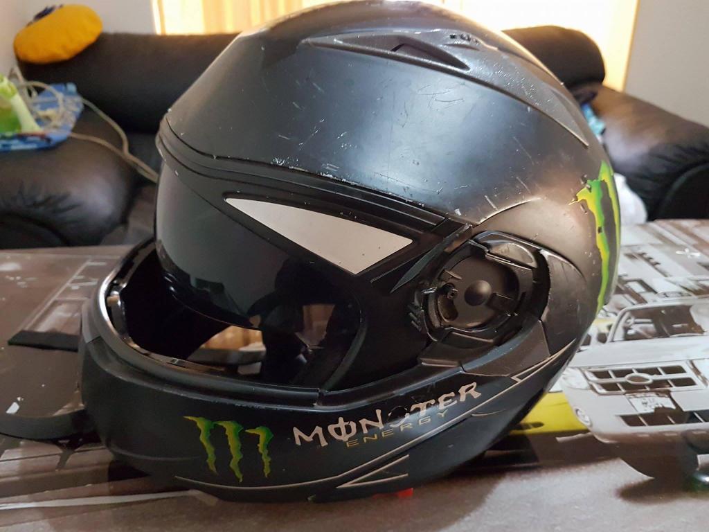 REMATO CASCO DE MOTO MONSTER CON LENTES