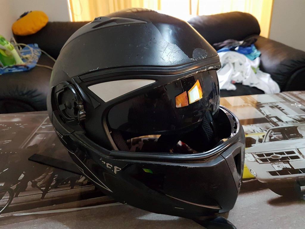 REMATO CASCO DE MOTO MONSTER CON LENTES