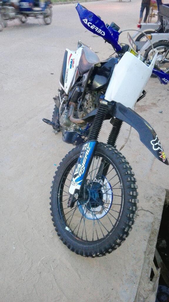 Vendo Moto Quinqui Modificada