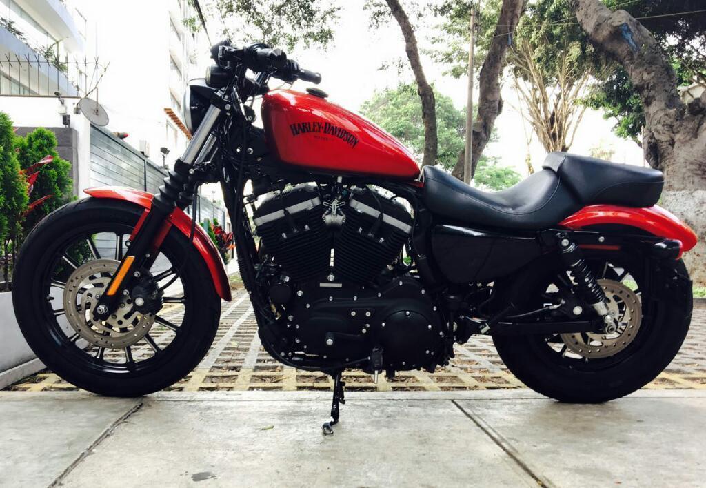 Harley Davidson 883 Iron 1500millas