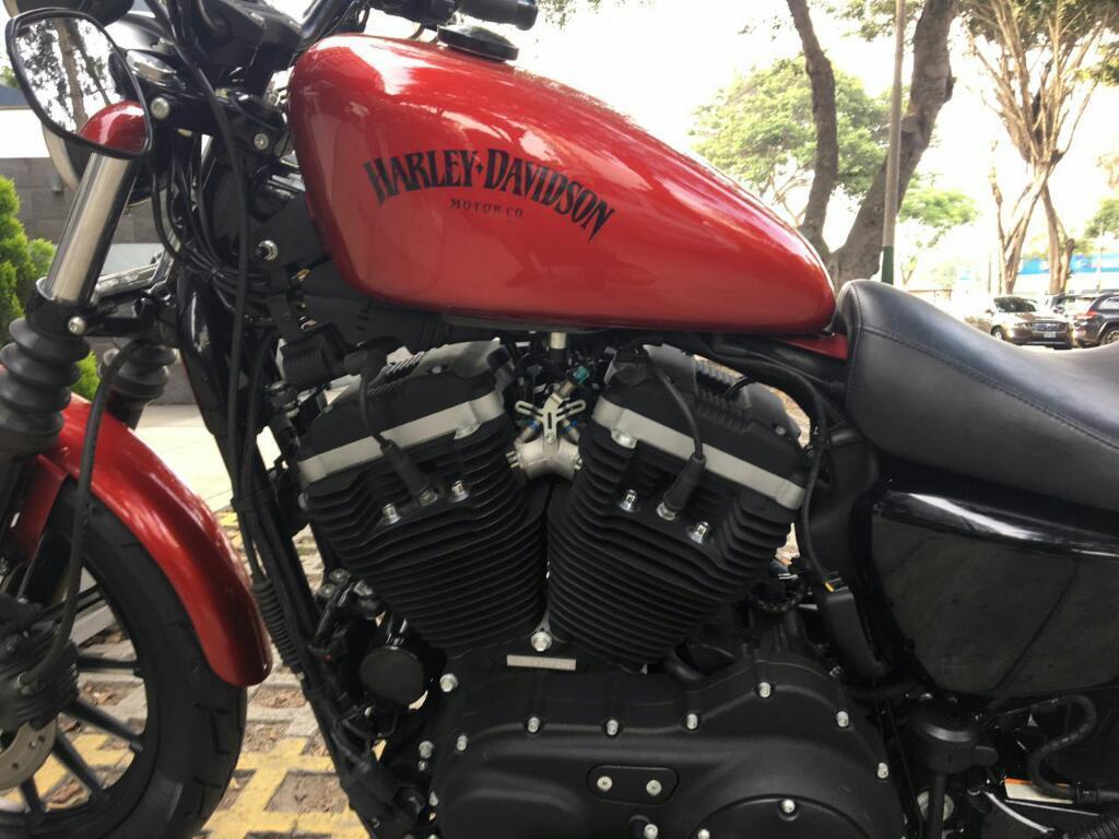 Harley Davidson 883 Iron 1500millas