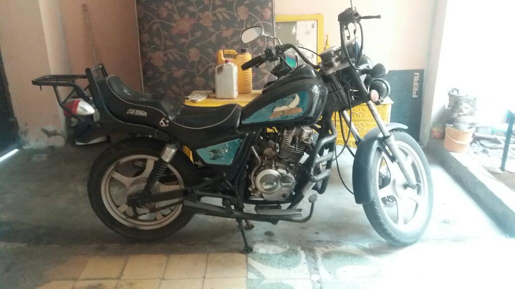 Vendo Ó Cambio Moto Chopera